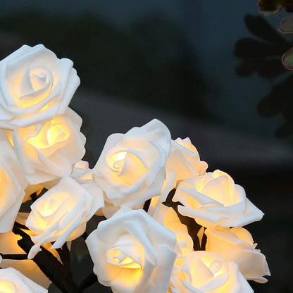 Rozen Kerstboom met LED Verlichting