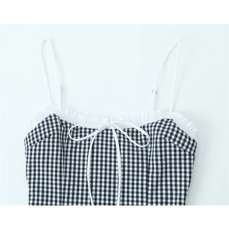 Betoverende Zomerse Chic: De "Zonnestraal" Checkered Tube Top Sling Mini Jurk
