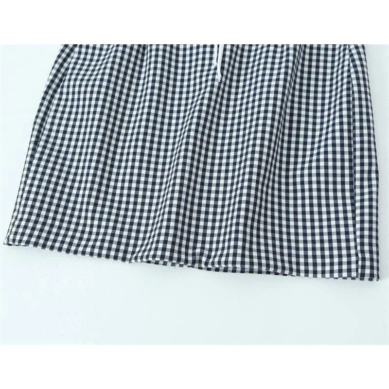 Betoverende Zomerse Chic: De "Zonnestraal" Checkered Tube Top Sling Mini Jurk