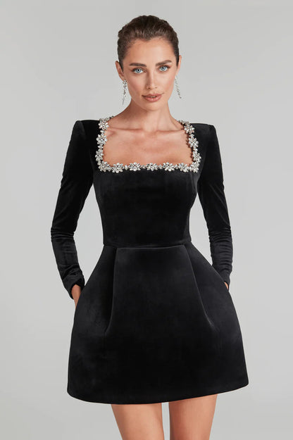 Elegante Velvet Jurk Yassy voor Vrouw - Mode Vibes