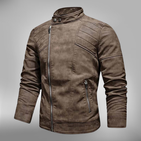 De Kovora winterjack in een stijlvolle bruine kleur biedt een robuuste uitstraling met een modern ontwerp. Het jack heeft een rits- en drukknopen sluitsysteem, een hoge kraag en gebogen schouderdetails voor extra flair. De duurzame stof en het functionele ontwerp met zijzakken maken het perfect voor zowel casual als verfijnde outfits in de wintermaanden.