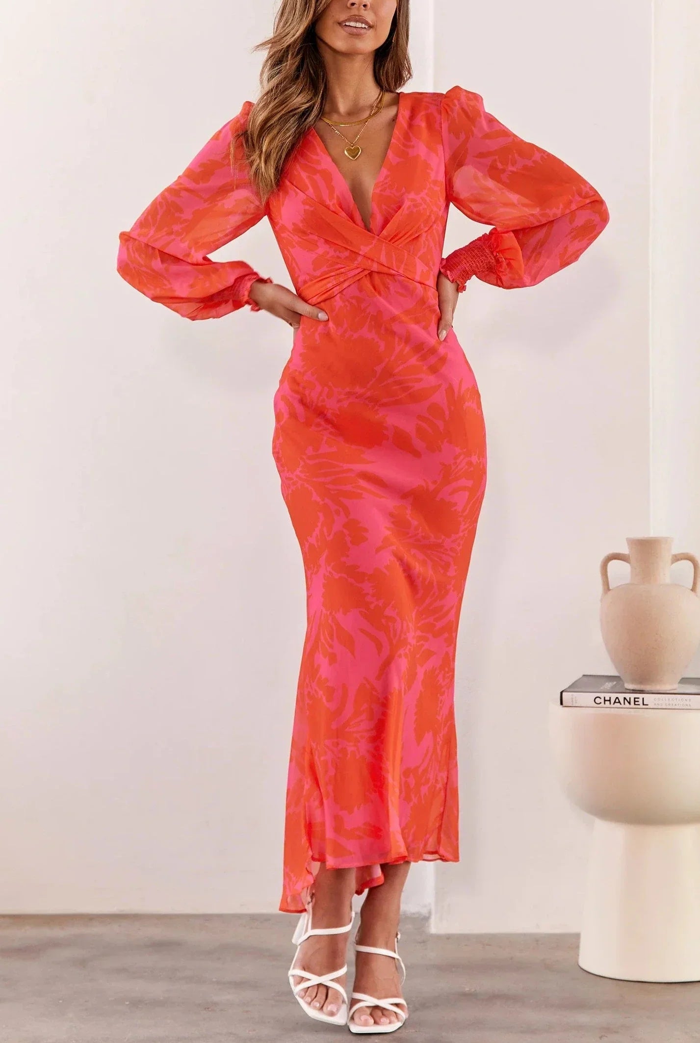 Elegante Jurk V-halslijn voor Vrouw - Mode Vibes