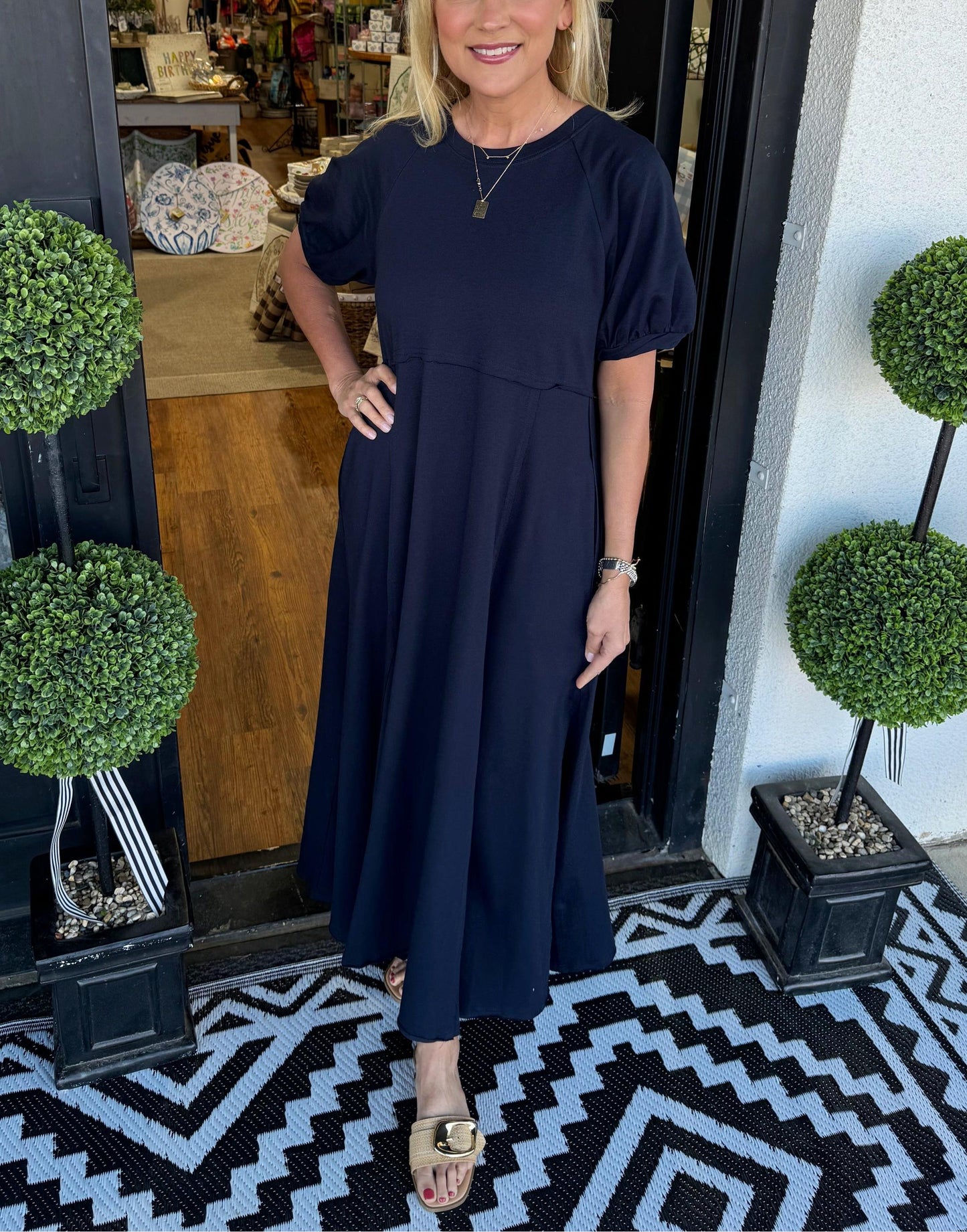 Livia | Elegante Maxi Jurk Dames met Ronde Hals en Pofmouwen 0