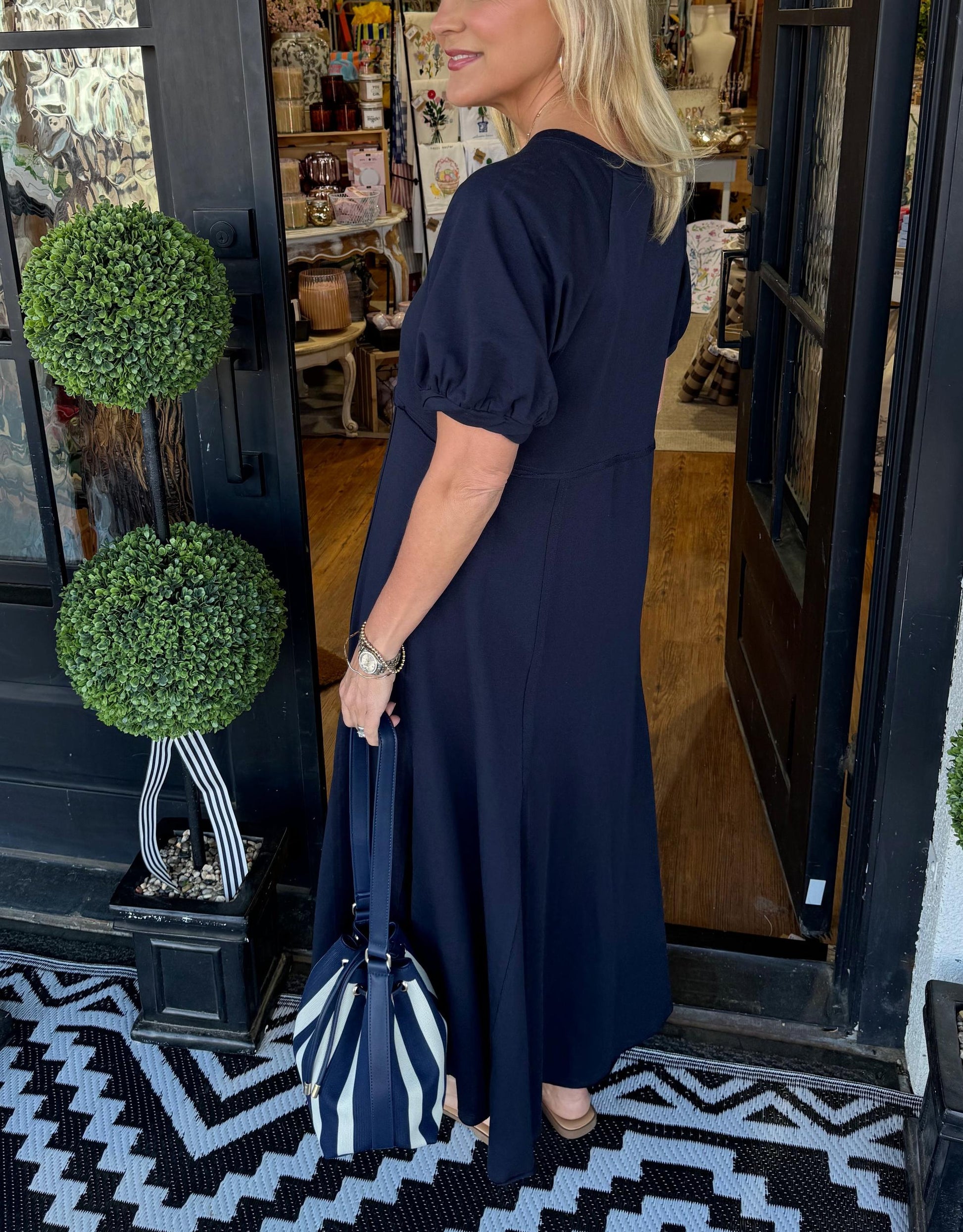 Livia | Elegante Maxi Jurk Dames met Ronde Hals en Pofmouwen 1
