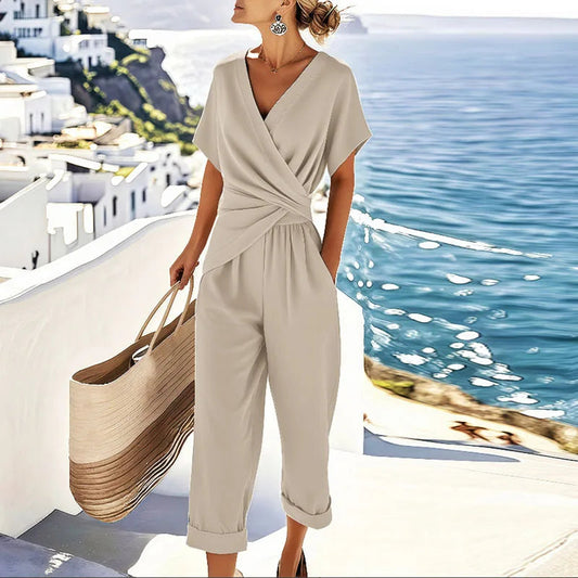Livia | Elegante Tweedelige Set Dames met Overslagtop en Cropped Broek 0