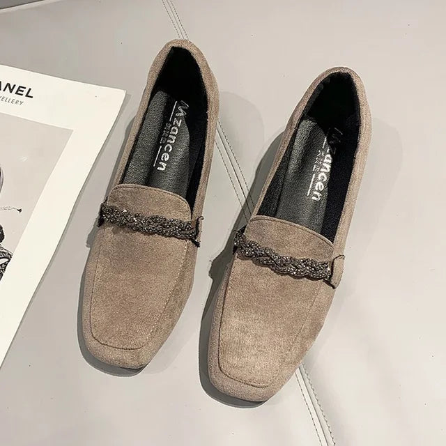 Jill Loafers - Moderne Suède Schoenen met Dikke Hak