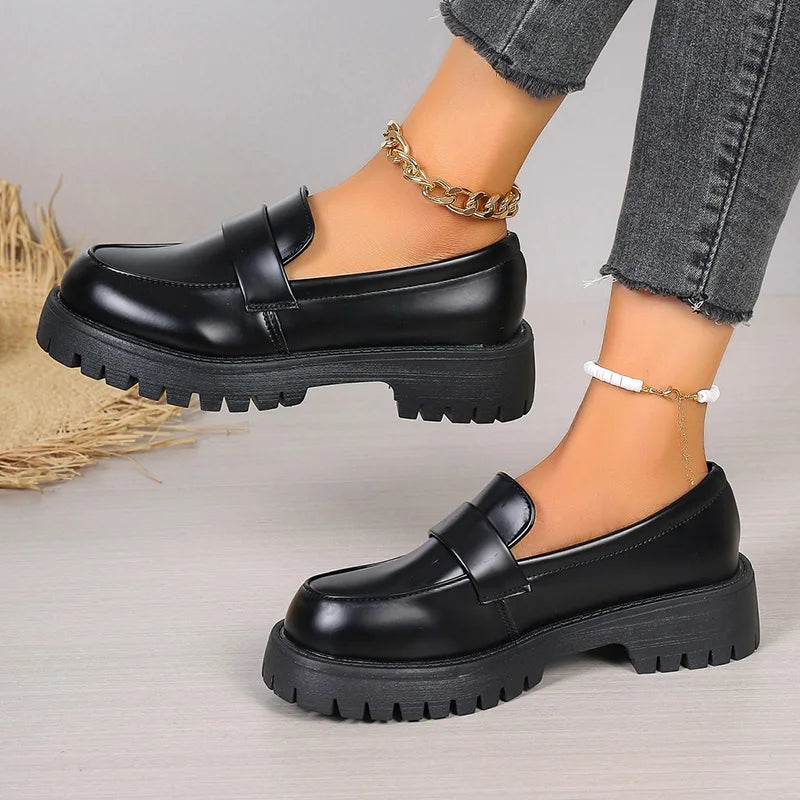 Elegante Voetstappen Britse Stijl Platform Instappers voor Vrouwen