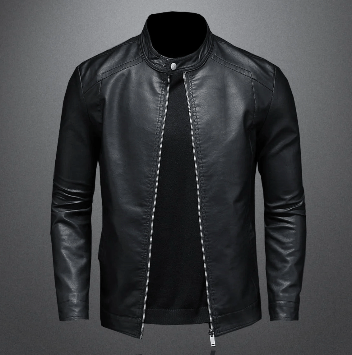 Lufara stijlvolle zwarte leren jas met een minimalistisch ontwerp, opstaande kraag en ritssluiting. Deze jas biedt een moderne, tijdloze look en is ideaal voor diverse gelegenheden en seizoenen.