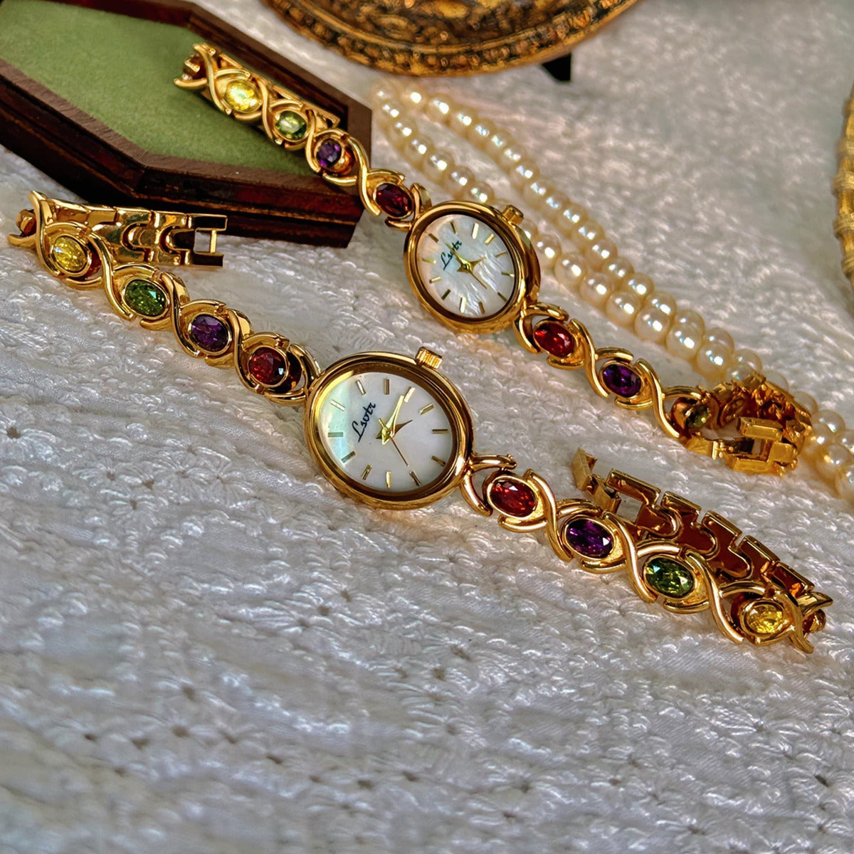 Luna | Orologio Bracciale Donna Elegante con Pietre Preziose-2