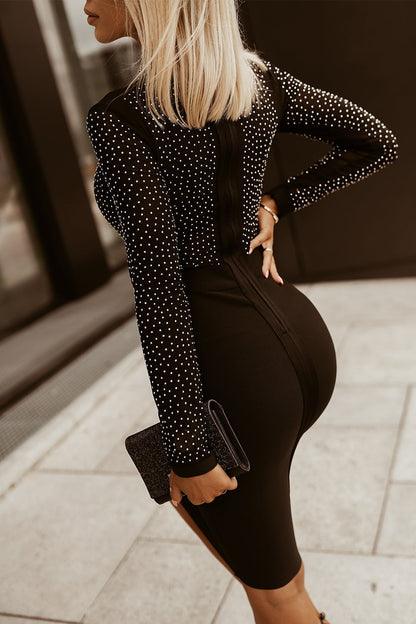 Elegante Zwart Avondjurk Midi Lengte met Fijne Details