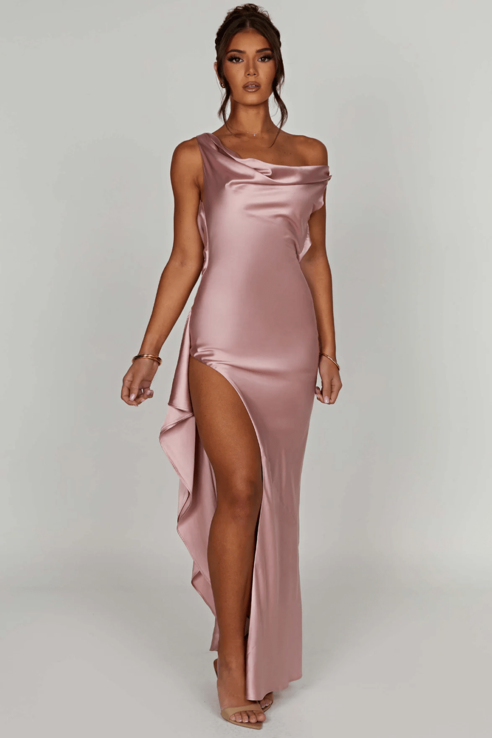 Luxe Satijn Maxi Jurk Off-Shoulder Stijl