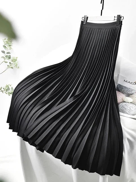 Elegante Plooirok voor Vrouwen Zwart Jurk Model