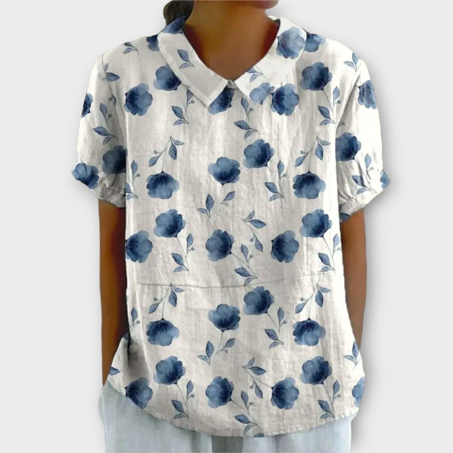 Michelle | Blusa estiva a maniche corte con motivo floreale Elegance