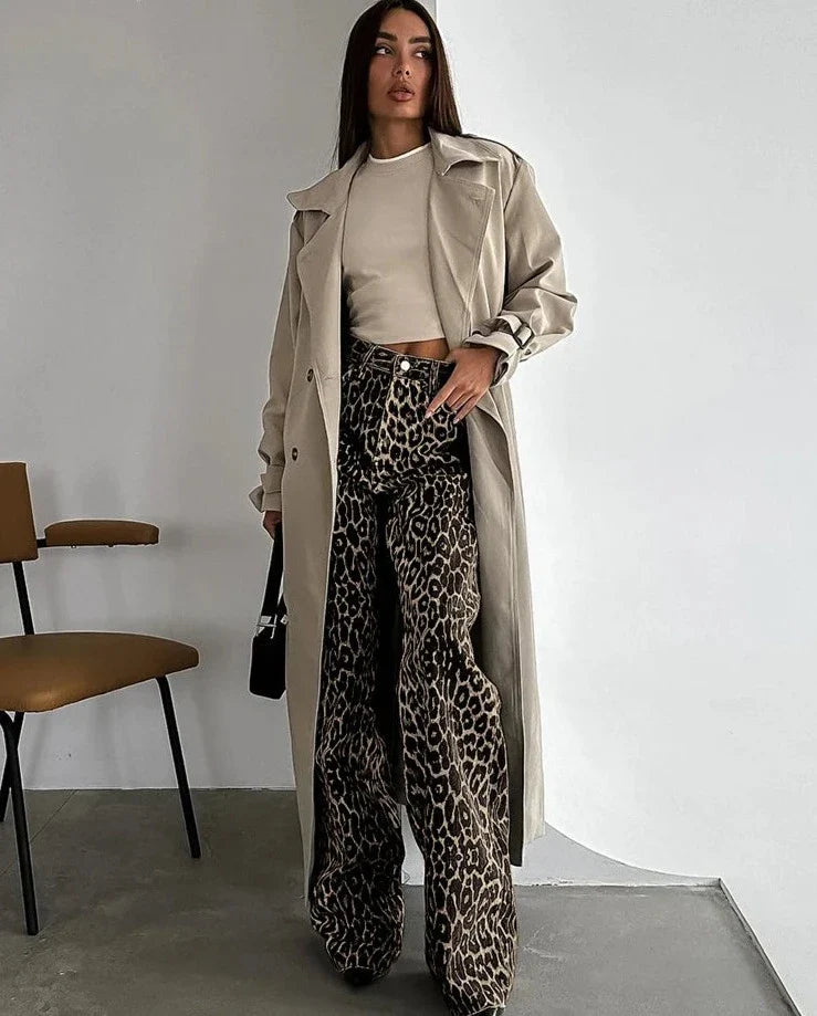 WildChique Leopard Print Wijde Pijpen Broek