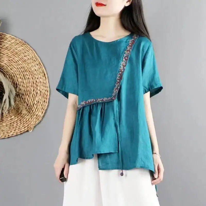 Lente Collectie van Eva: Zomerse Plezier Blouse met Borduurwerk