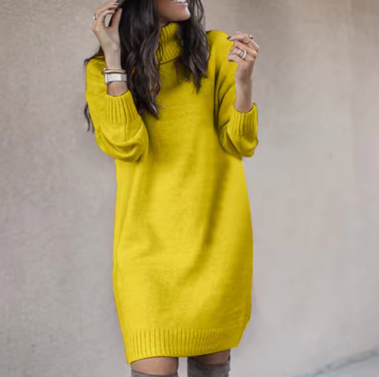 Nadine | Elegante abito in maglia a collo alto