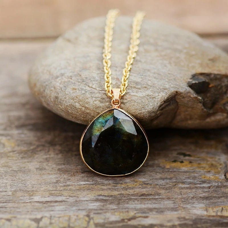 Labradoriet Ketting Goud Kleur Druppel Vorm