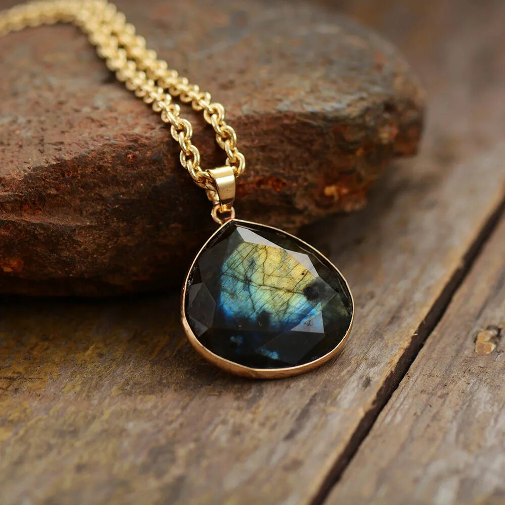 Labradoriet Ketting Goud Kleur Druppel Vorm - Mode Vibes