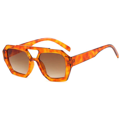 Dames Zonnebril Luipaardprint Groot Trendy Model