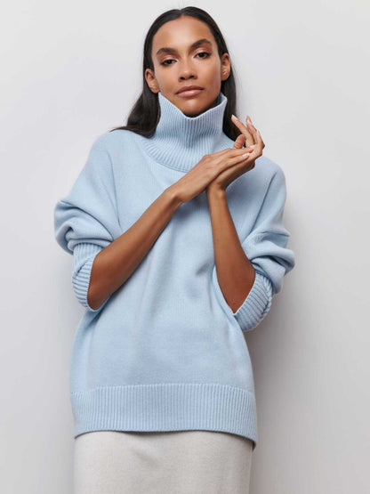 Oversized trui met hoge col en ribgebreide afwerking