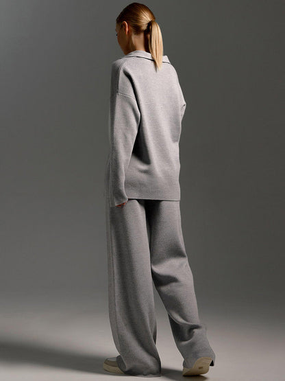 Indy Lounge Set – Dames Loungepak met Oversized Polosweater en Wijde Broek in Zandkleur