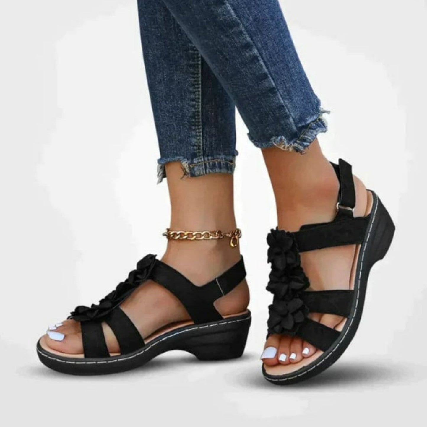 Bloeiende Zomer Sandalen van GlamourBloom