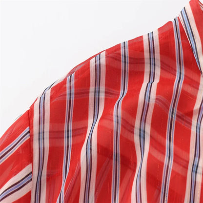 Zomerse Streepblouse met Knoopjes