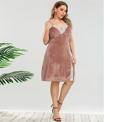 Comfortabele Ribgebreide Kant Mini Nachthemd voor Curve Vrouwen