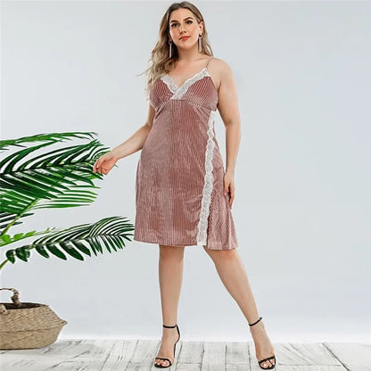 Comfortabele Ribgebreide Kant Mini Nachthemd voor Curve Vrouwen