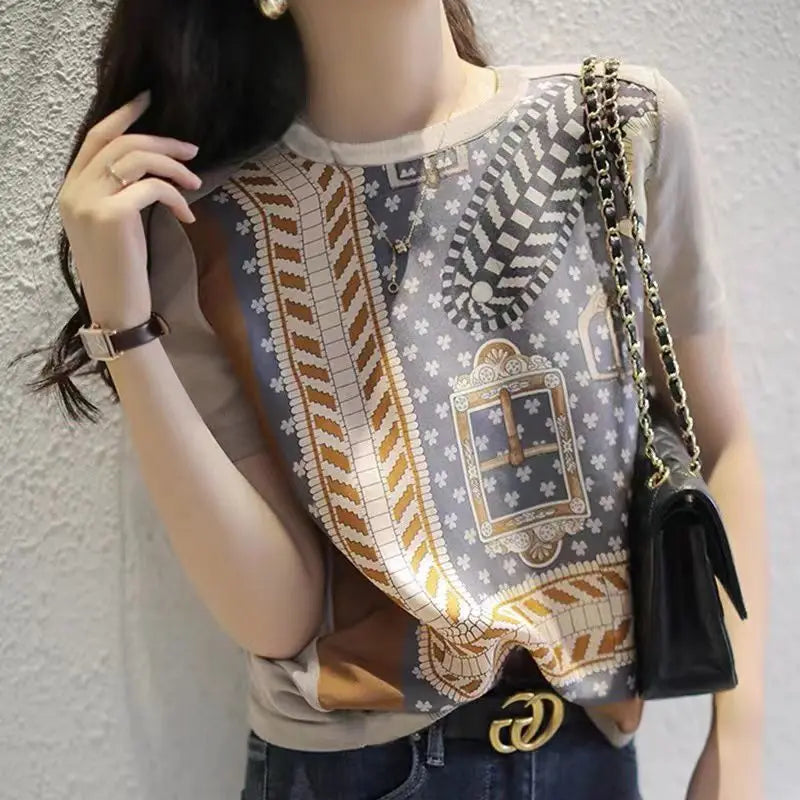 Elegante Satijnen Zomerblouse met Print