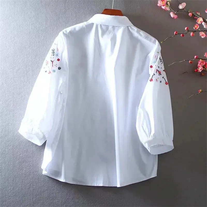 Pure Katoenen Blouse met Geborduurde Bloemen