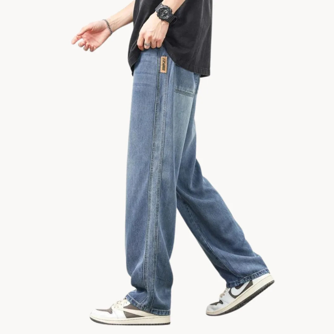 Relaxed fit jeans met lichte wassing