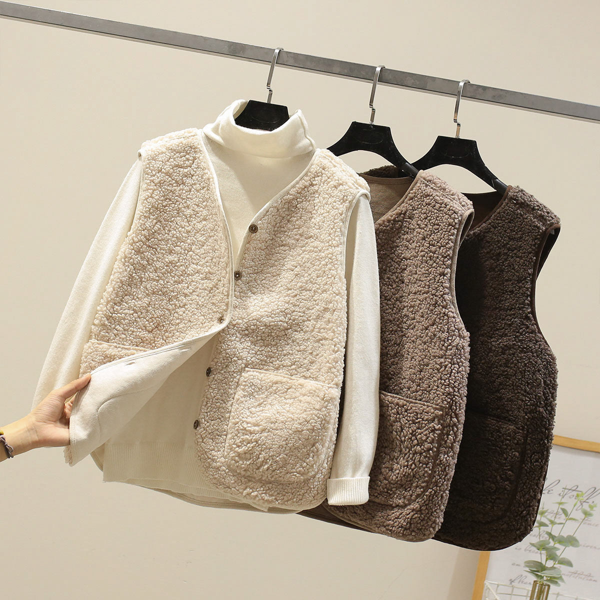 Riccardo | Gilet Elegante e Morbido in Lana d'Agnello 4