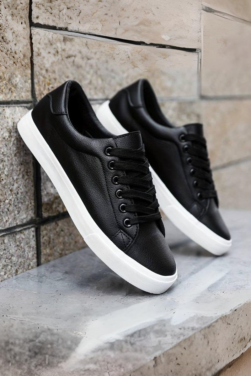 Witte Sneakers voor Mannen en Vrouwen Elegante Stijl
