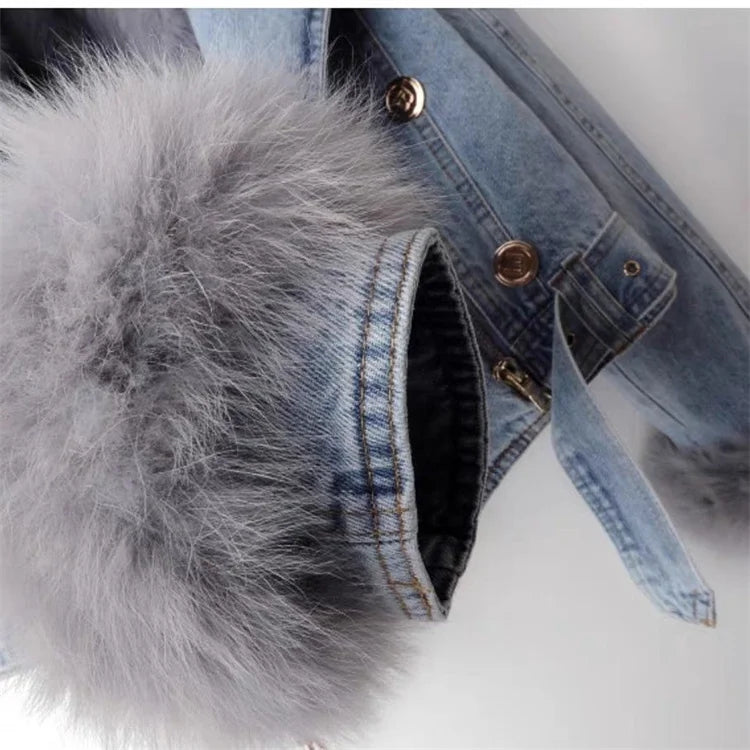 Diana | Giacca in denim con collo in pelliccia sintetica