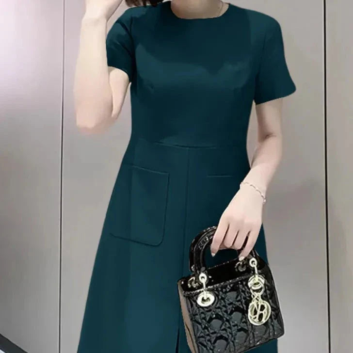 LuxeLoom Elegant Pocket Jurk