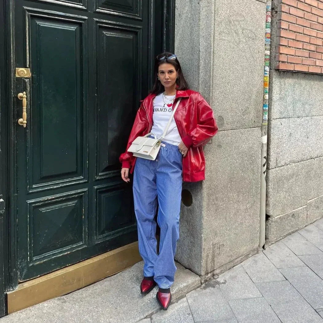 Leren Jack Fashion Vrouwelijk Chic Model - Mode Vibes