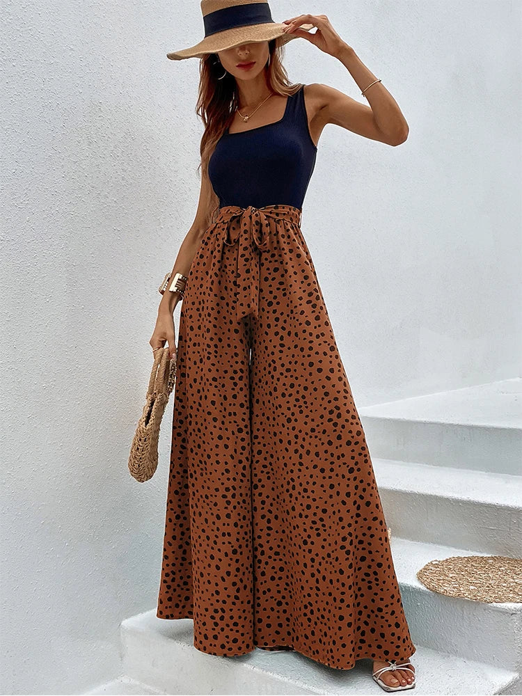 Vrouwelijke Tankjumpsuit Wijd Casual Met Riem