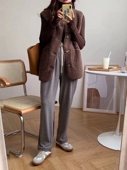 Gilet Anne Wollen Luxe Stijlvol Donkerbruin