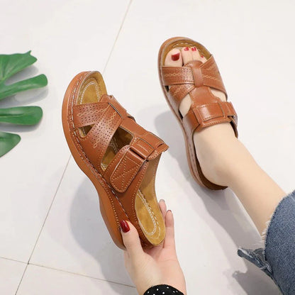 LunaZon Wedge Slippers