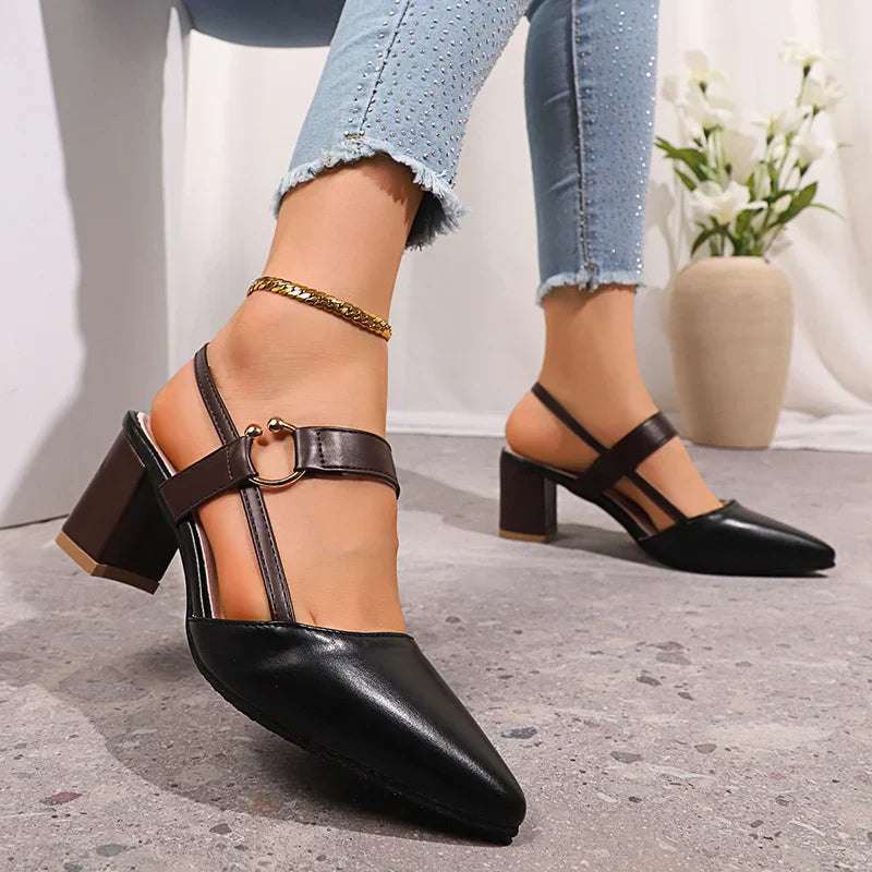Dames Pumps met Ringdetail Elegante Pasvorm