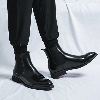 Chelsea Boots Glanzend Rood Zool Laag Stevig