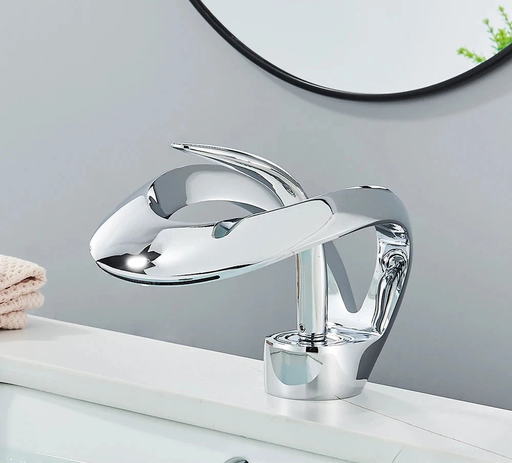 Wastafelkraan Messing met Watervaluitloop Modern Design
