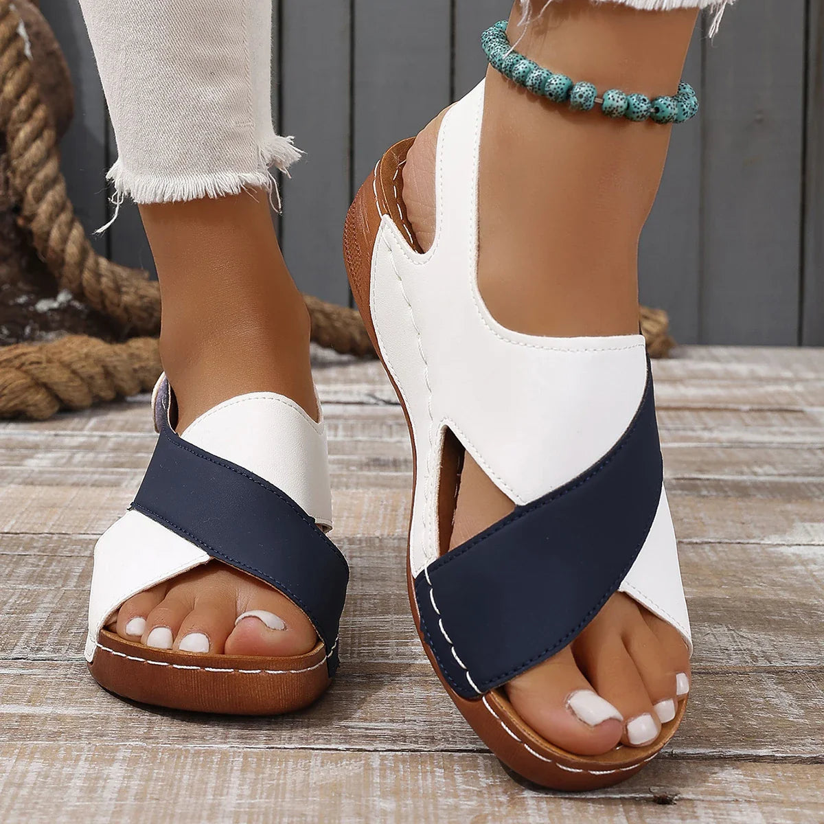Caithlin | Contrastkleurige Wedge Sandalen