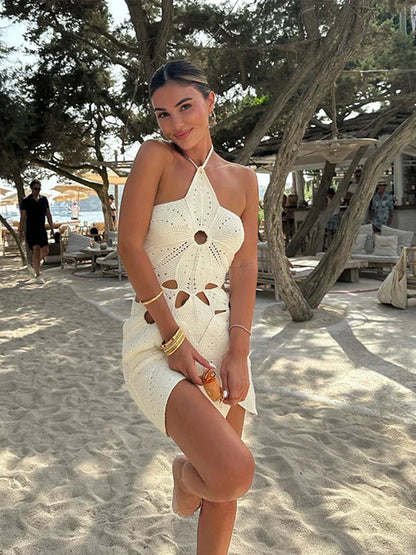 Sexy Minijurk met 3D Bloemen en Open Rug