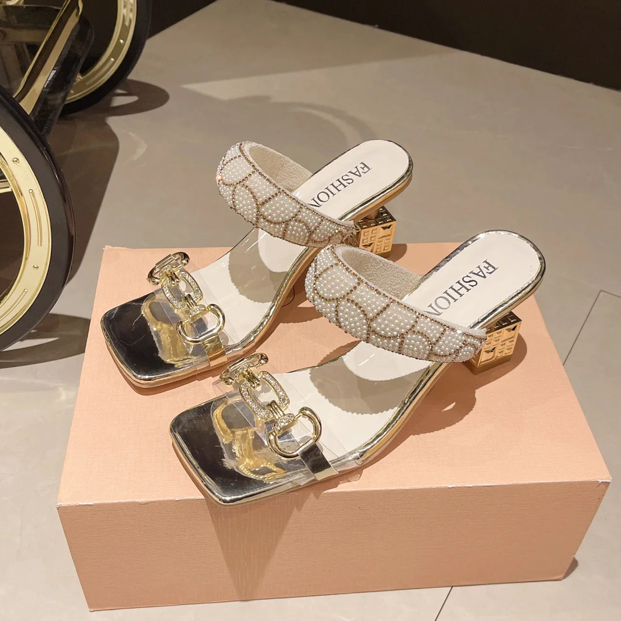 Auroria Glanzende Zomer Sandalen
