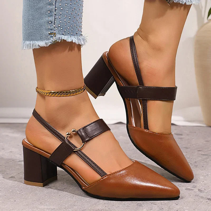 Dames Pumps met Ringdetail Elegante Pasvorm