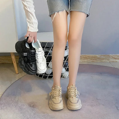 LuxeLucht Mesh Sneakers