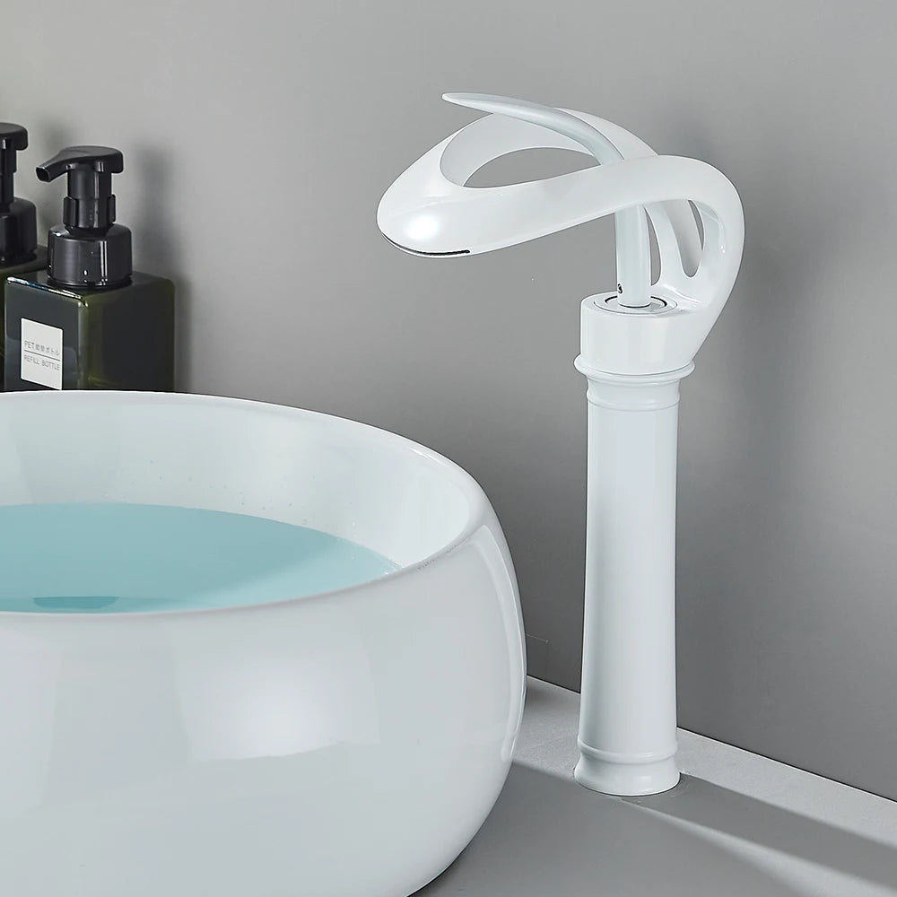 Wastafelkraan Messing met Watervaluitloop Modern Design