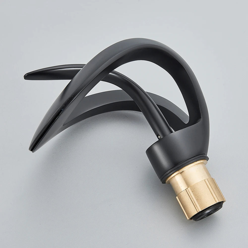 Wastafelkraan Messing met Watervaluitloop Modern Design